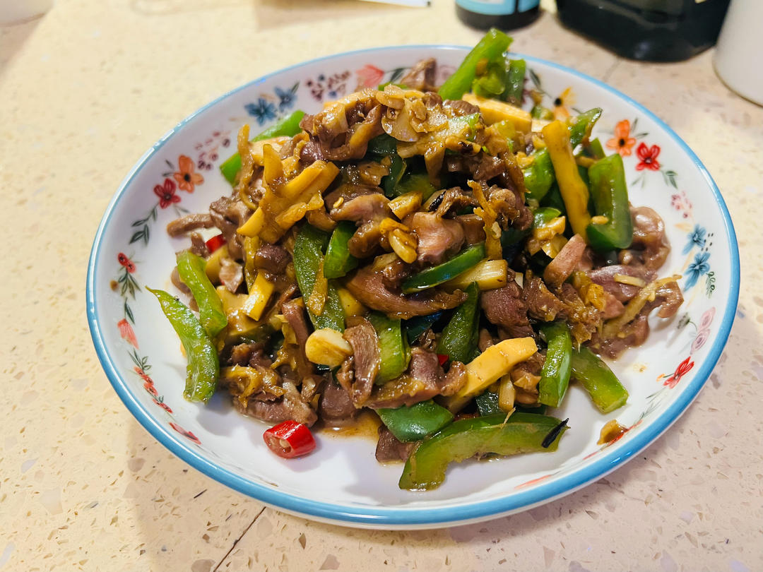 爆炒鸡胗