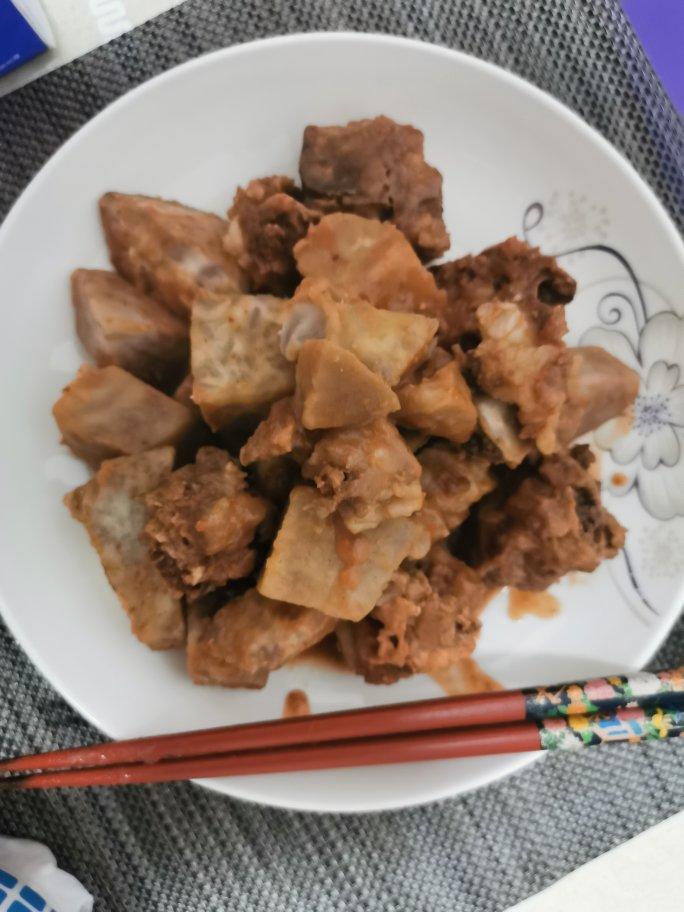 南乳芋头排骨煲