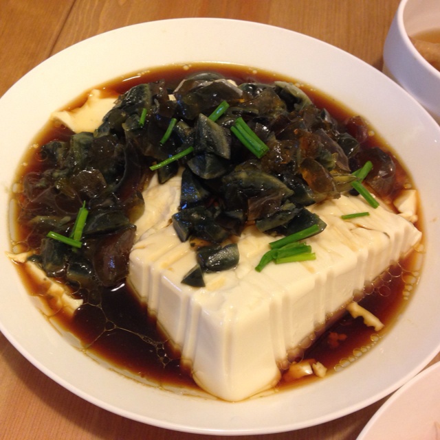 皮蛋豆腐