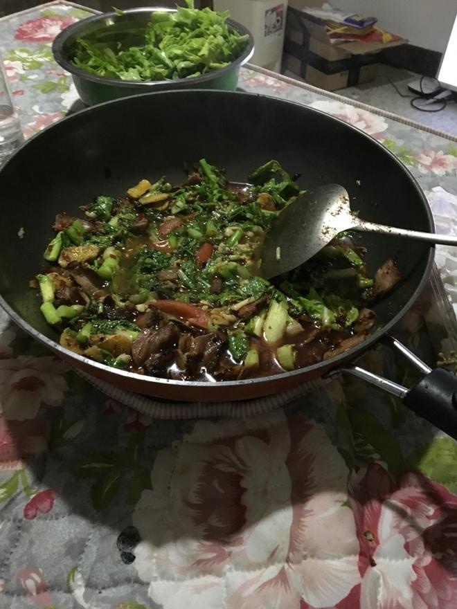腊肉白菜苔的做法