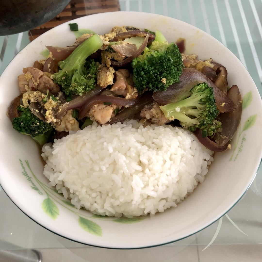 日本盖浇饭始祖亲子丼