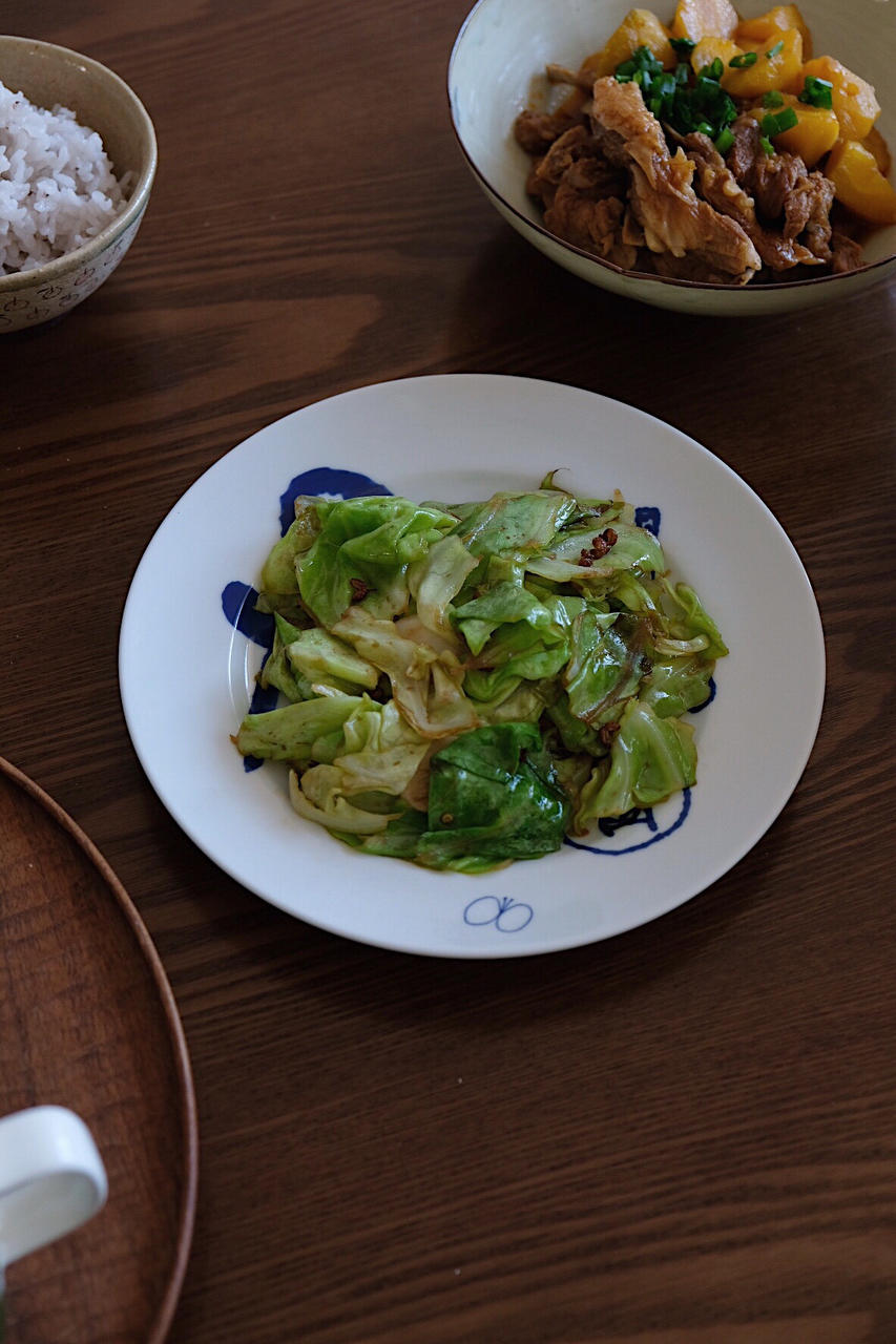 厨师长教你：“手撕包菜”的家常做法,简单又不失美味