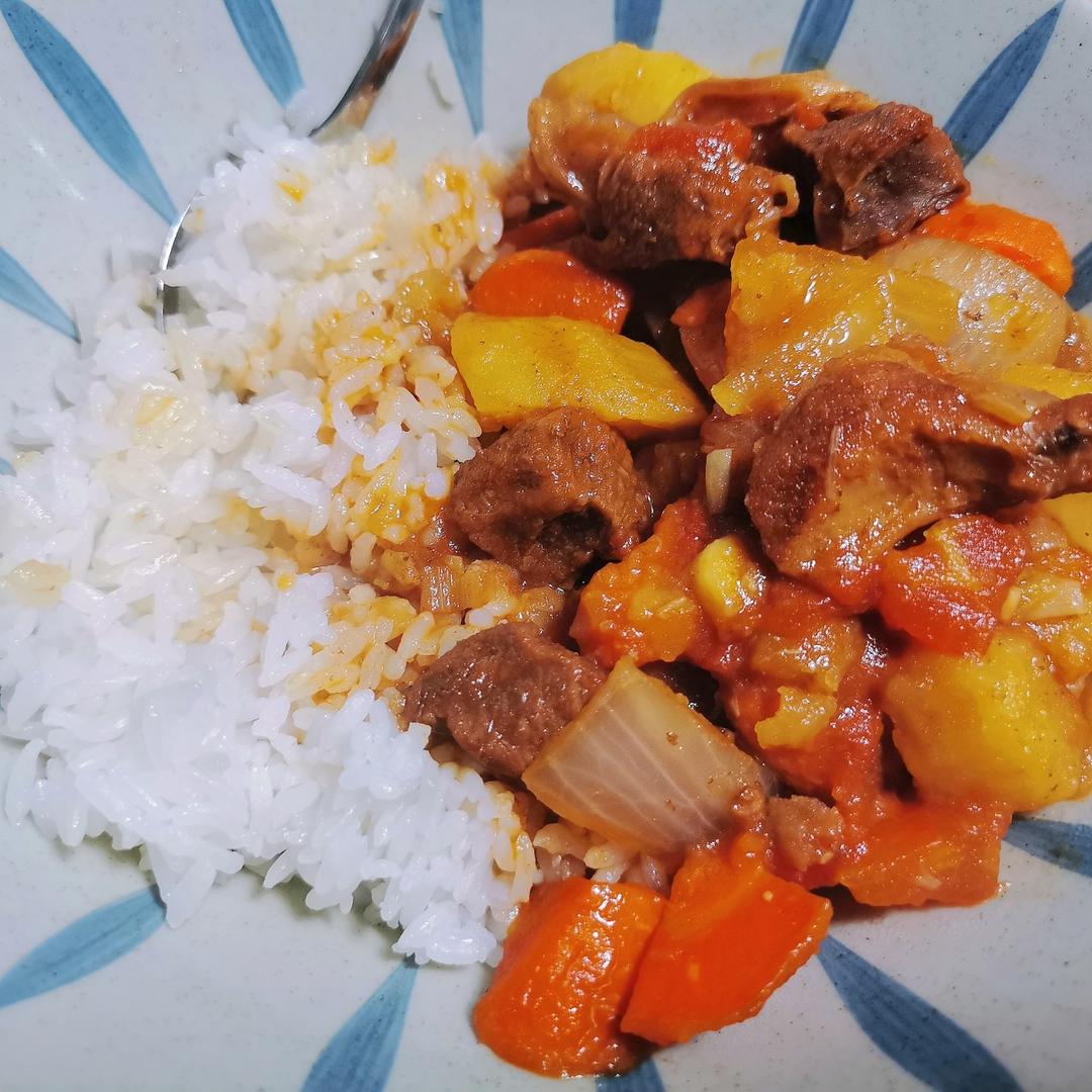 番茄土豆炖牛腩