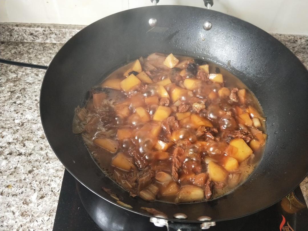 堂妈的土豆炖牛腩