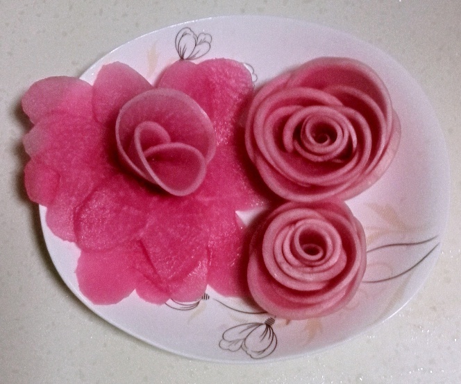 糖醋紫红玫瑰萝卜