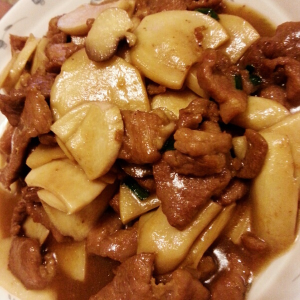 su苏钰琳做的杏鲍菇炒肉片