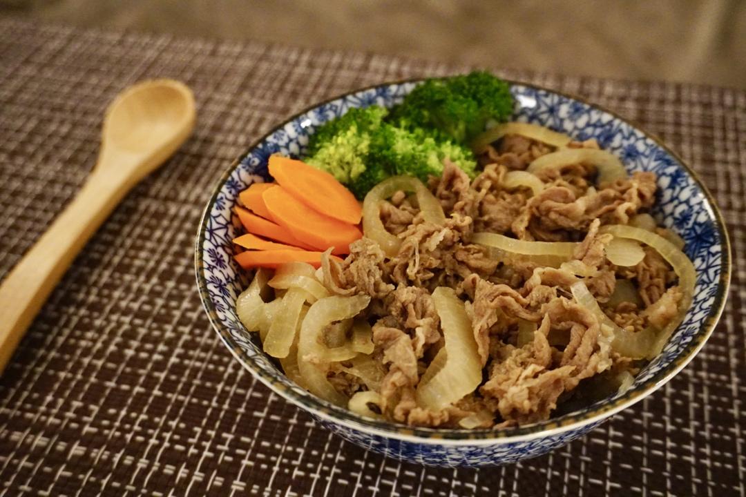 香浓嫩滑无味精的肥牛饭—赛过吉Y家（详细）