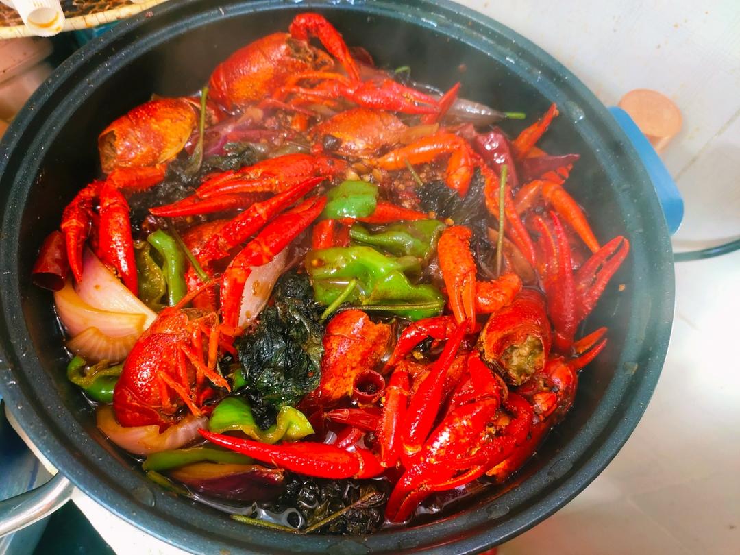 麻辣小龙虾
