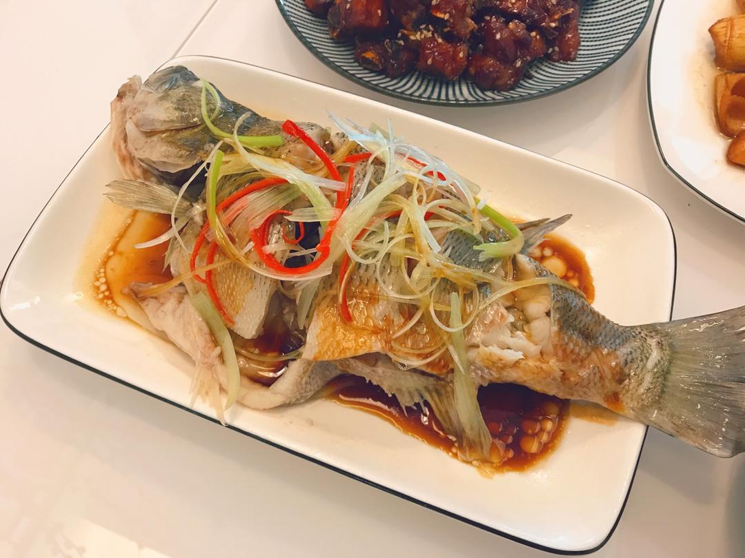 新手零失败的清蒸鲈鱼