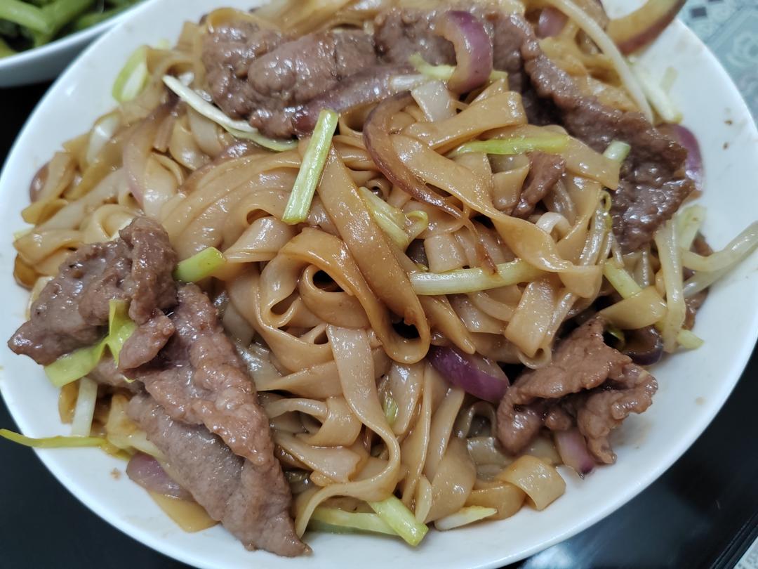 港式茶餐厅的干炒牛河