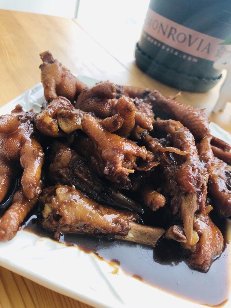 “销魂”卤鸡爪