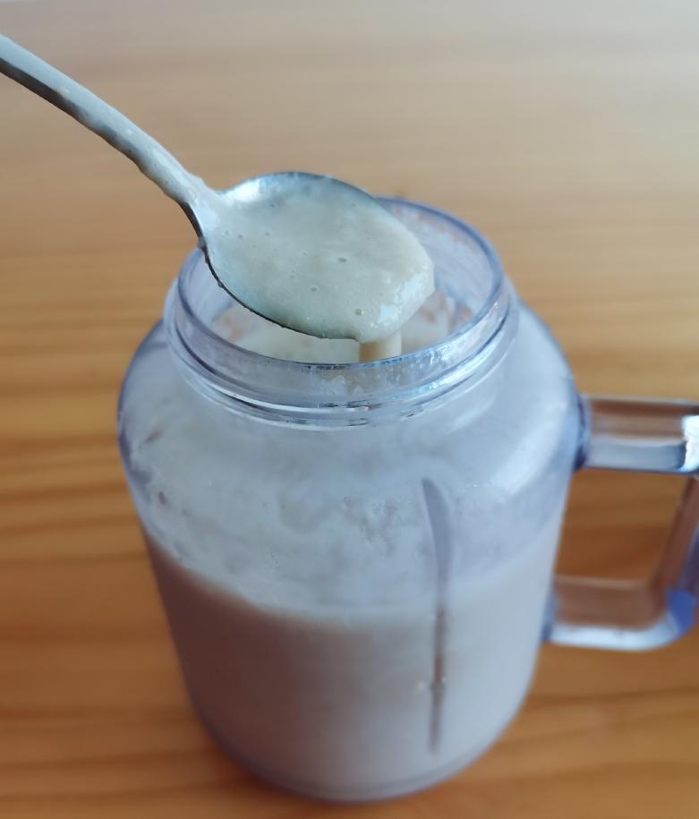 天呐噜！！这是什么神仙饮品-香蕉燕麦奶昔Smoothie（咖啡大师版）