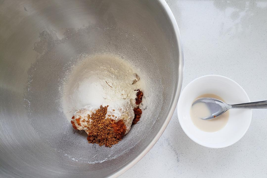 纯奶手撕吐司的做法 步骤1