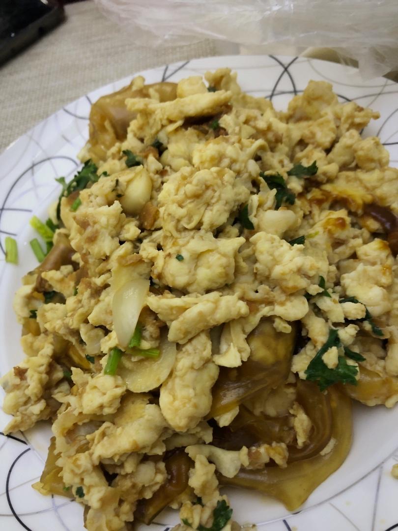 杜小对做的鹅蛋炒粉皮