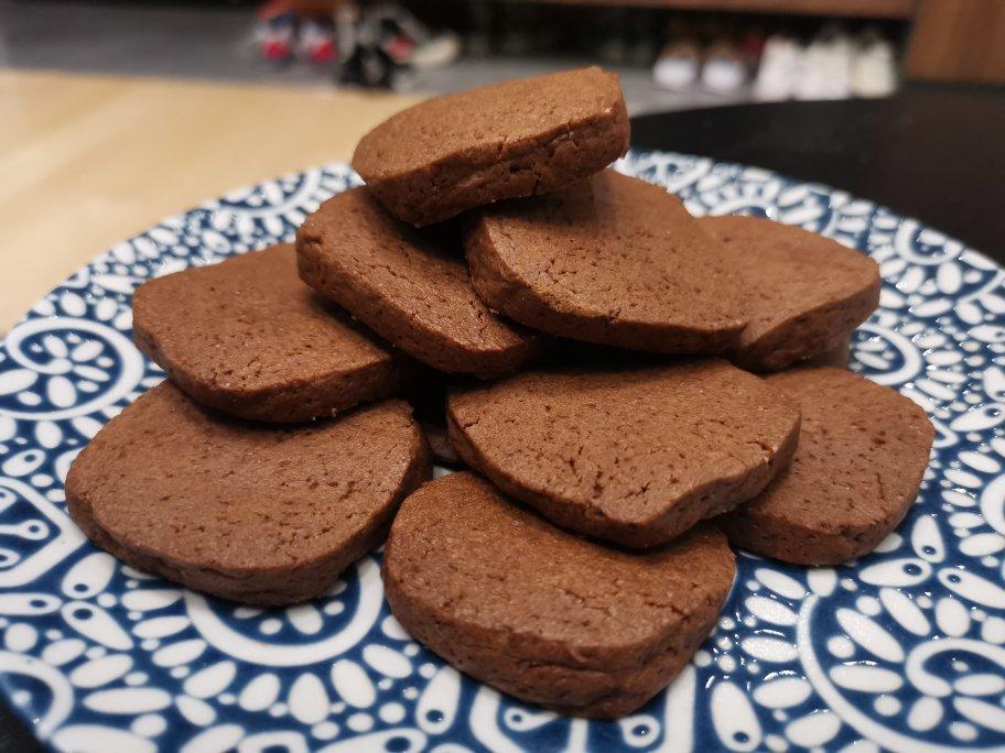 巧克力控必做👉一口酥脆的杏仁巧克力曲奇🍪