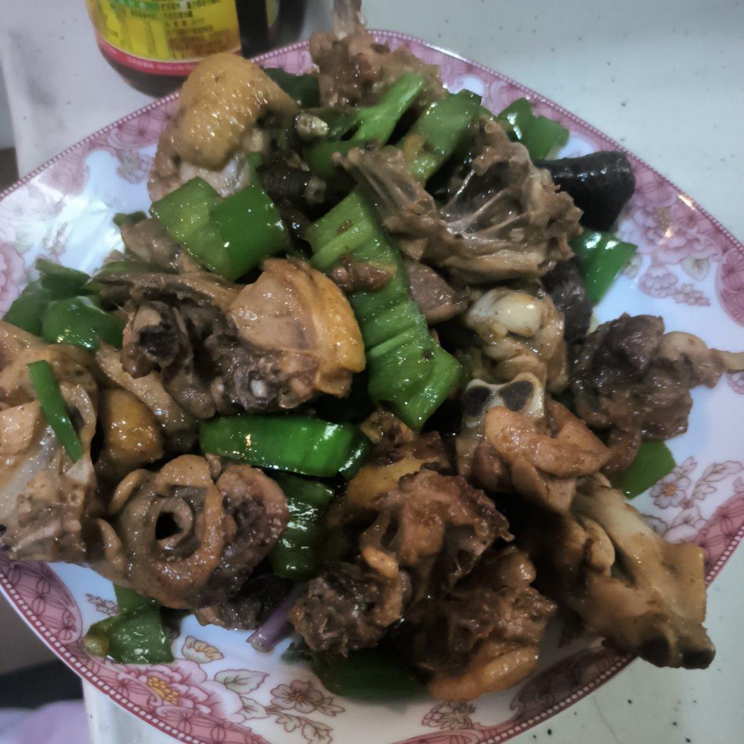 “一战封神”的青椒炒鸡