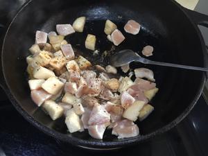 鹰嘴豆鸡胸番茄汤（增肌减脂）的做法 步骤3