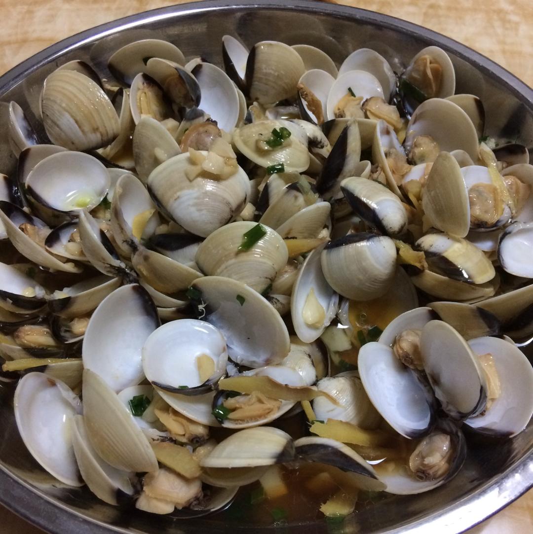 蒜蓉粉丝蒸白贝