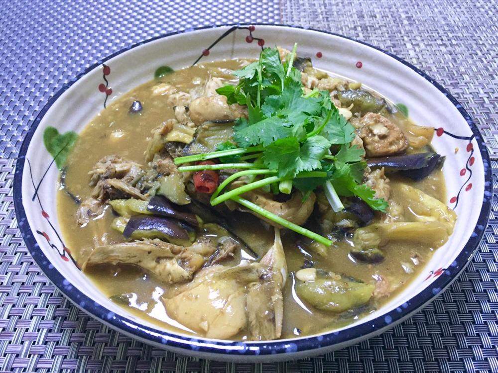 东北名菜鲶鱼炖茄纸的做法