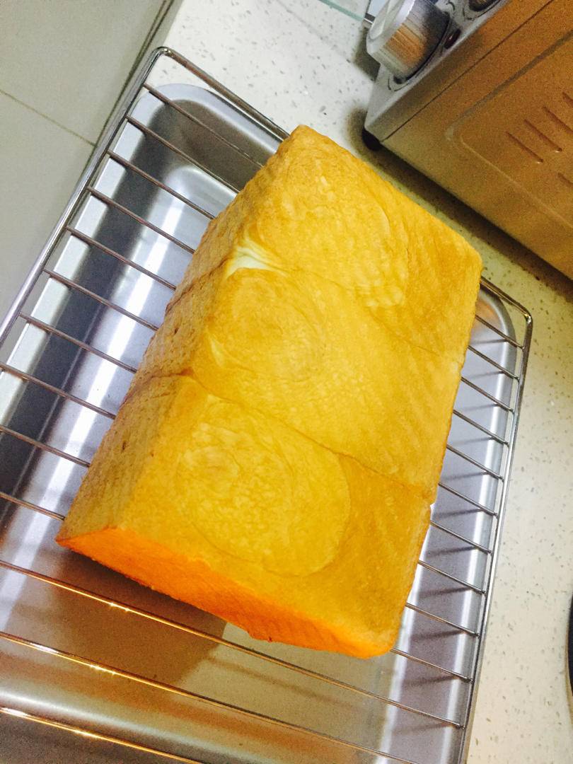 绵软细腻Q弹的酸奶吐司