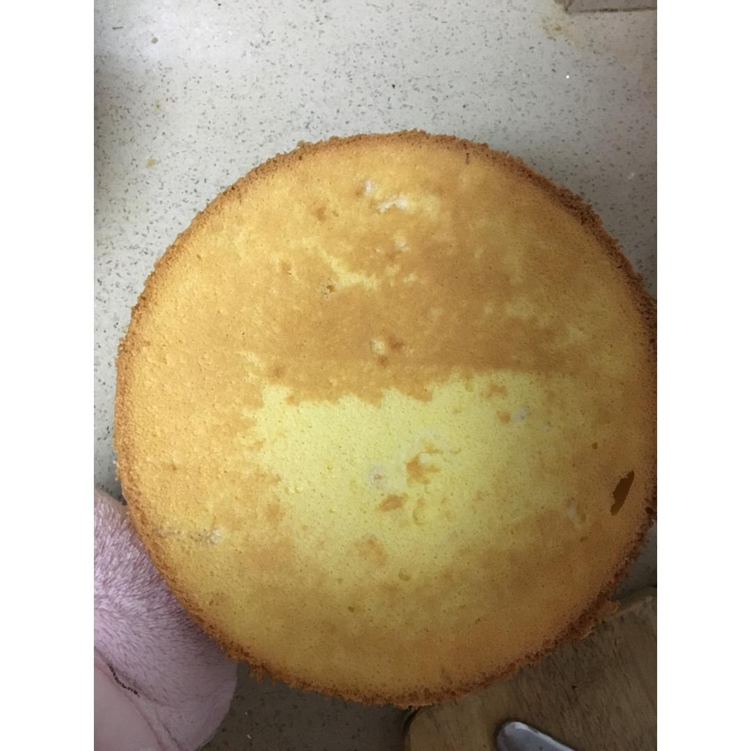 超简单完美戚风蛋糕（6寸2蛋）附打发、翻拌、脱模视频