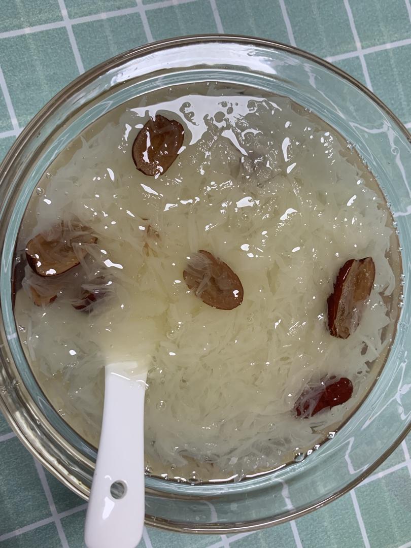 银耳羹（15秒熬出胶）