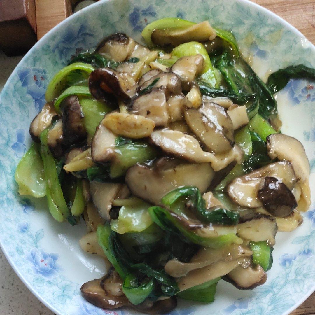 香菇油菜（简单快手）