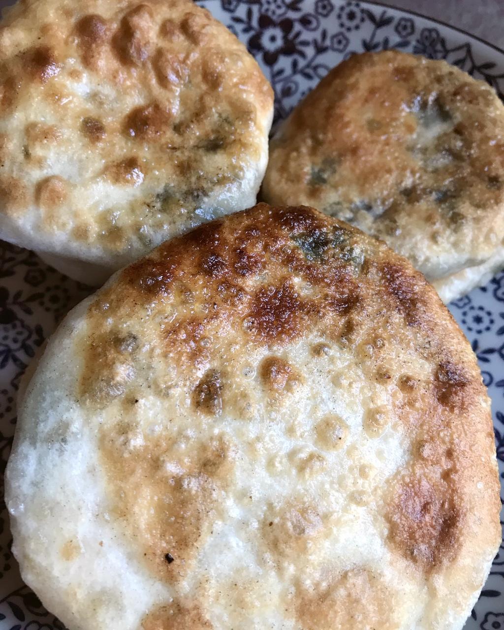 薄皮韭菜饼