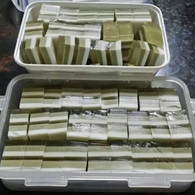 椰汁桂花水晶冻糕