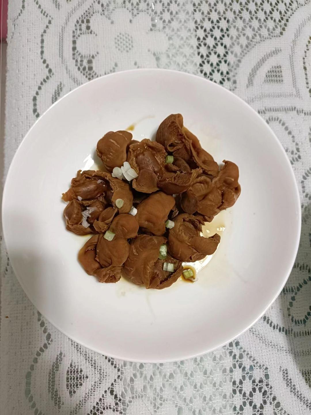 来个卤鸡胗