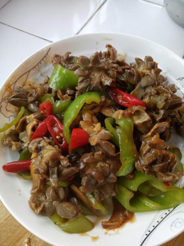 小米椒爆鸡胗