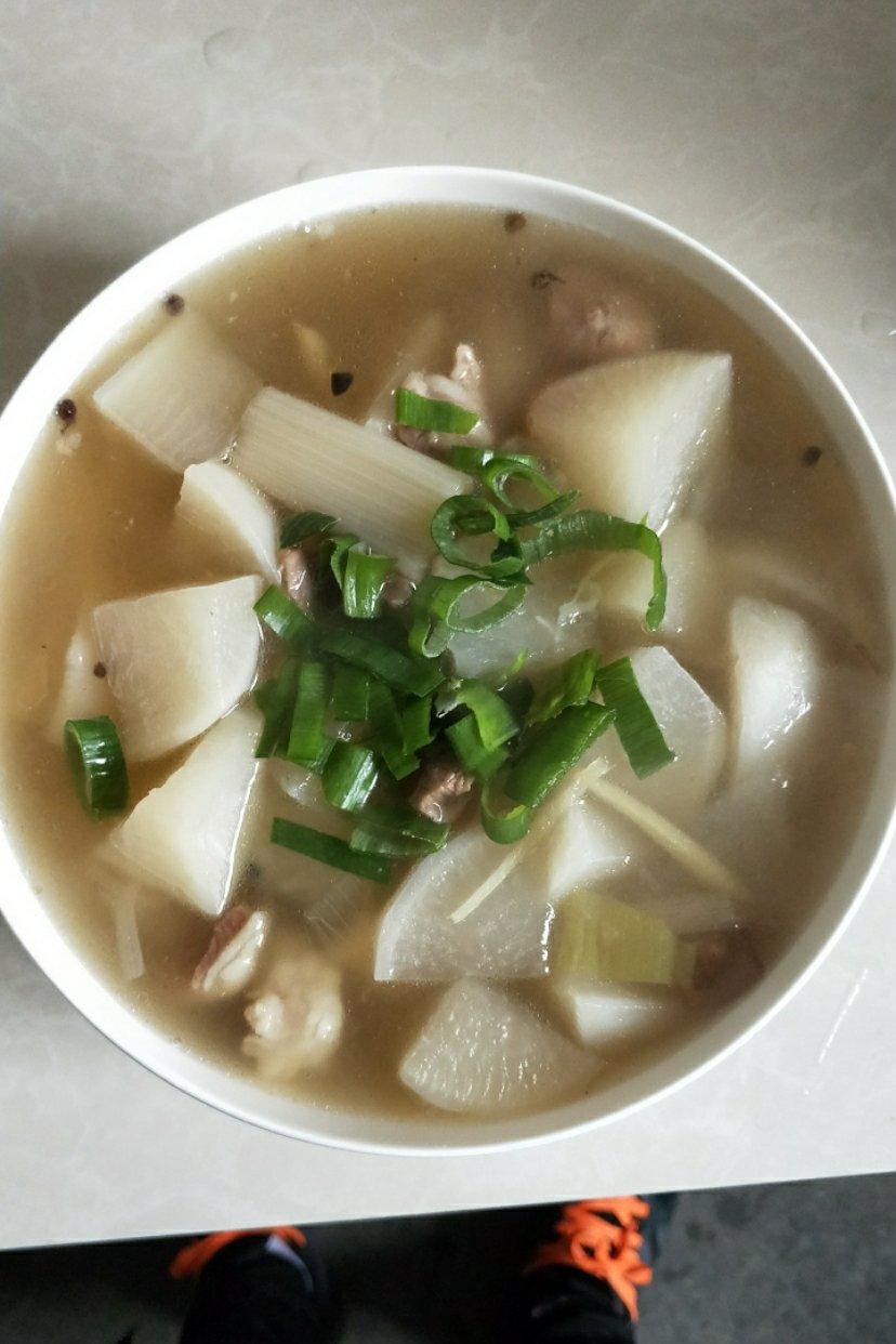清炖羊肉汤