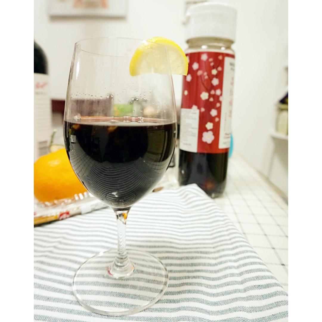 果香热红酒