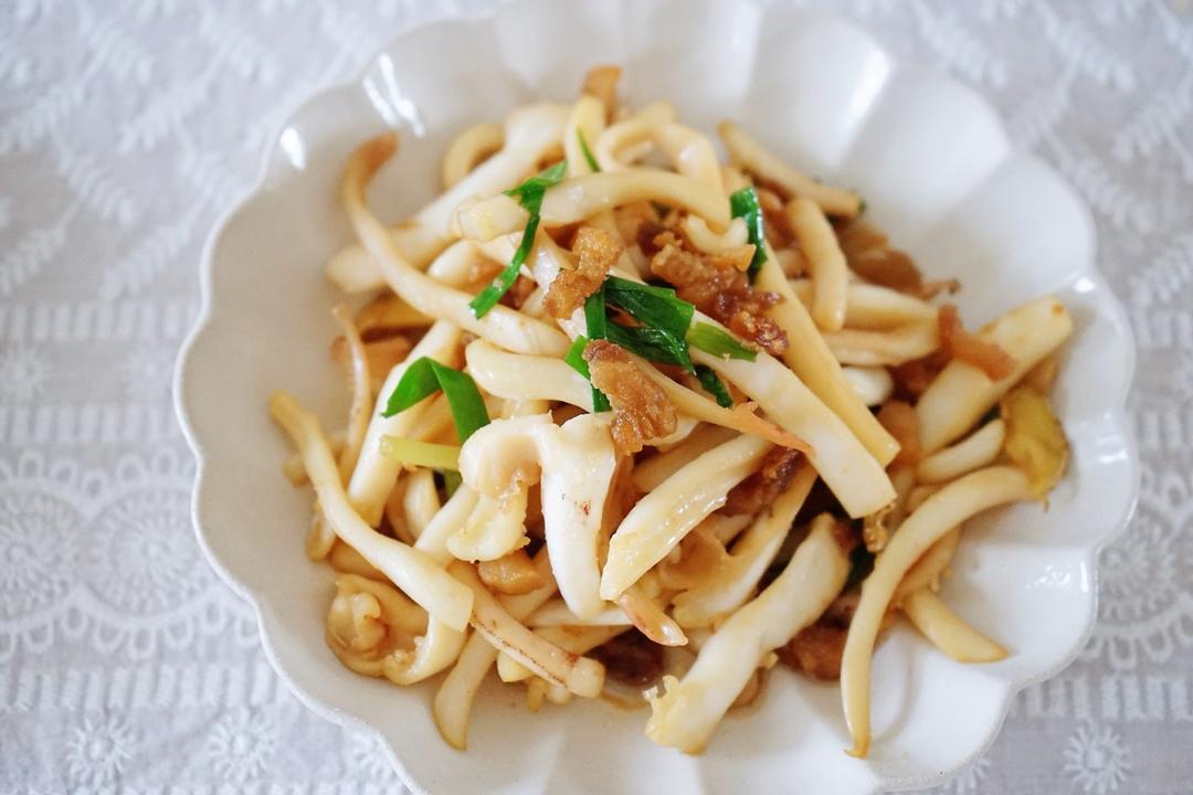 五花肉炒鱿鱼
