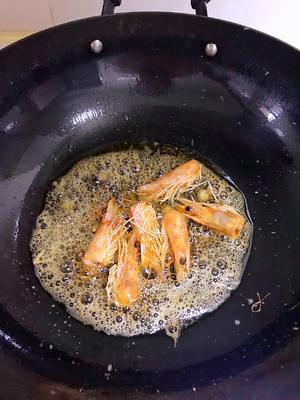 砂锅鲜虾粥的做法 步骤5
