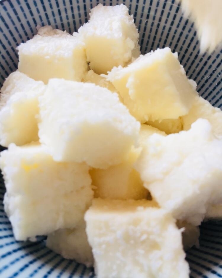 完胜85度C牛奶椰丝小方