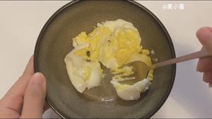 ［记录］鸡蛋三明治 蛋黄酱三明治🥪早餐必备 超美味的做法 步骤2