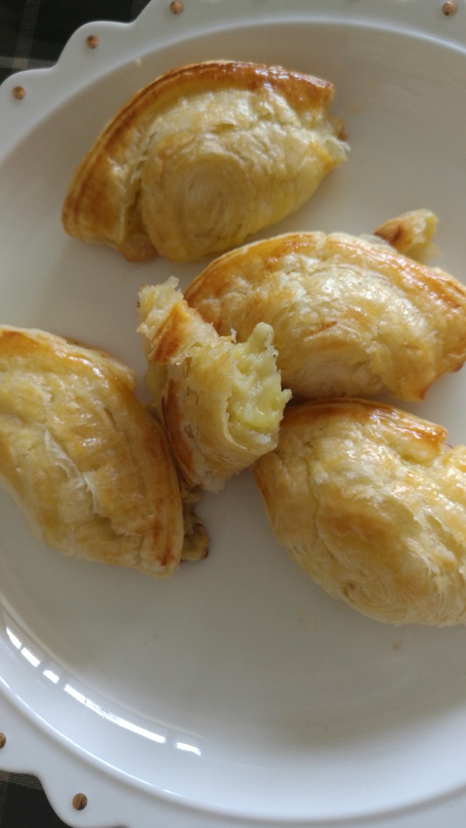 榴莲酥的做法(榴莲酥的做法 烤箱) 榴莲酥的做法(榴莲酥的做法 烤箱)