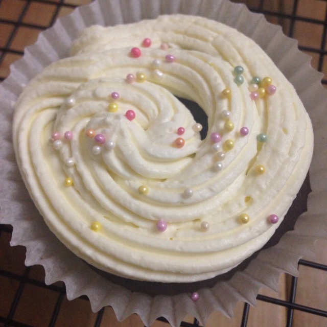 古典巧克力cupcake配马斯卡彭奶油霜