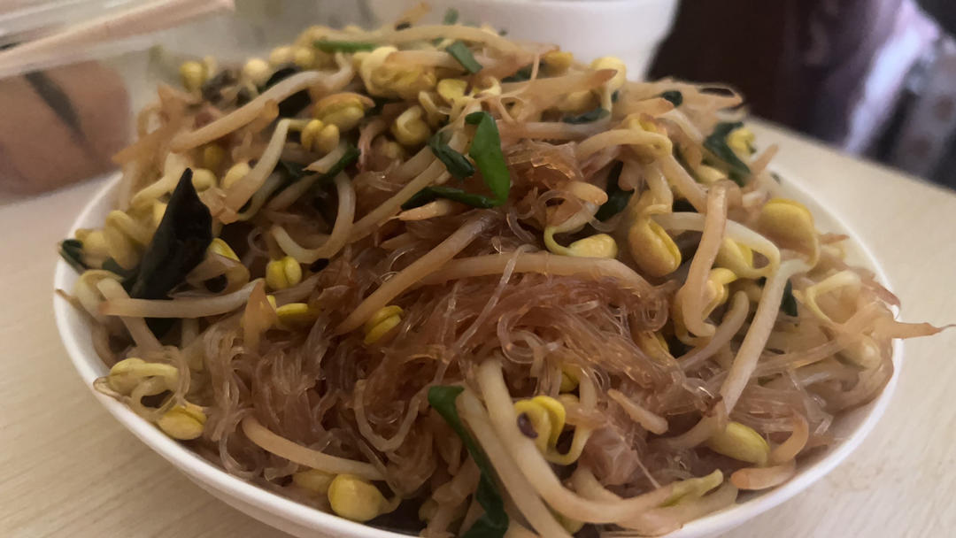 豆芽炒粉丝