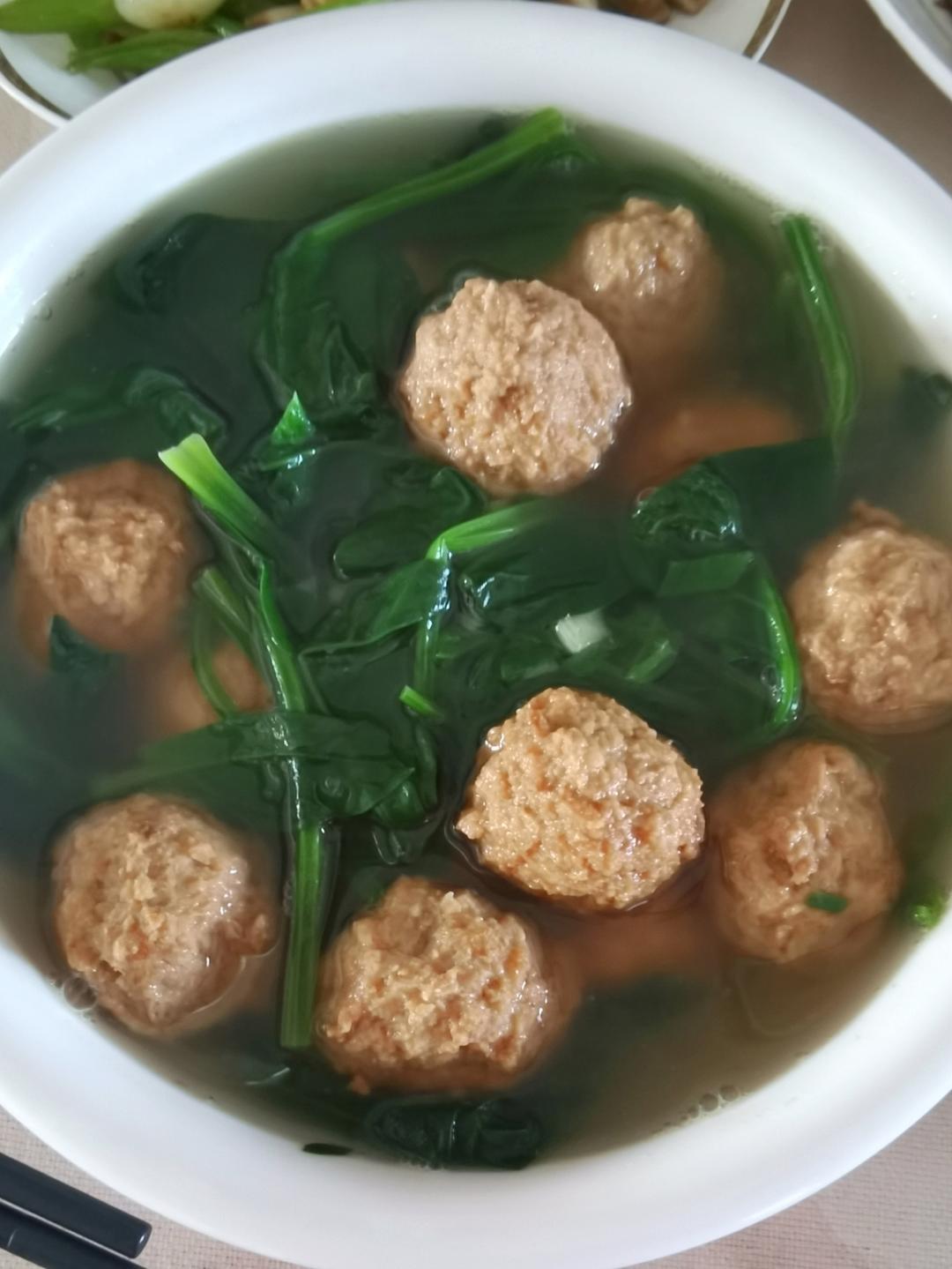 私房生汆丸子汤