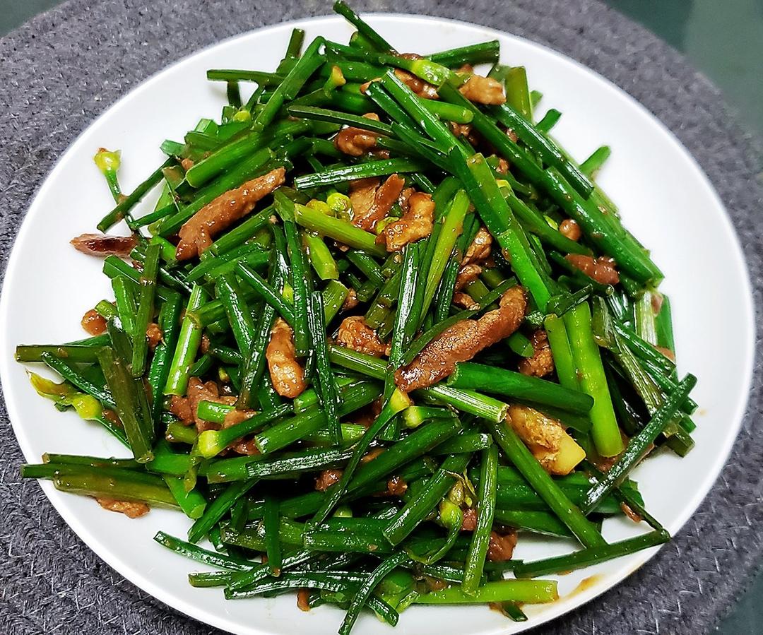 唯美食不负做的韭菜苔炒肉丝