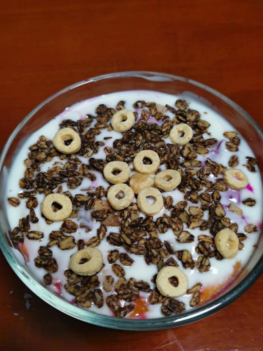 高纤低卡 快手早餐/隔夜可可燕麦酸奶杯