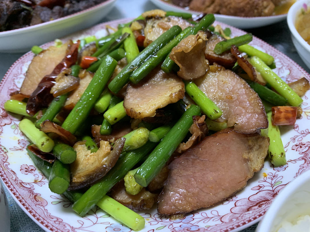 蒜苔炒腊肉