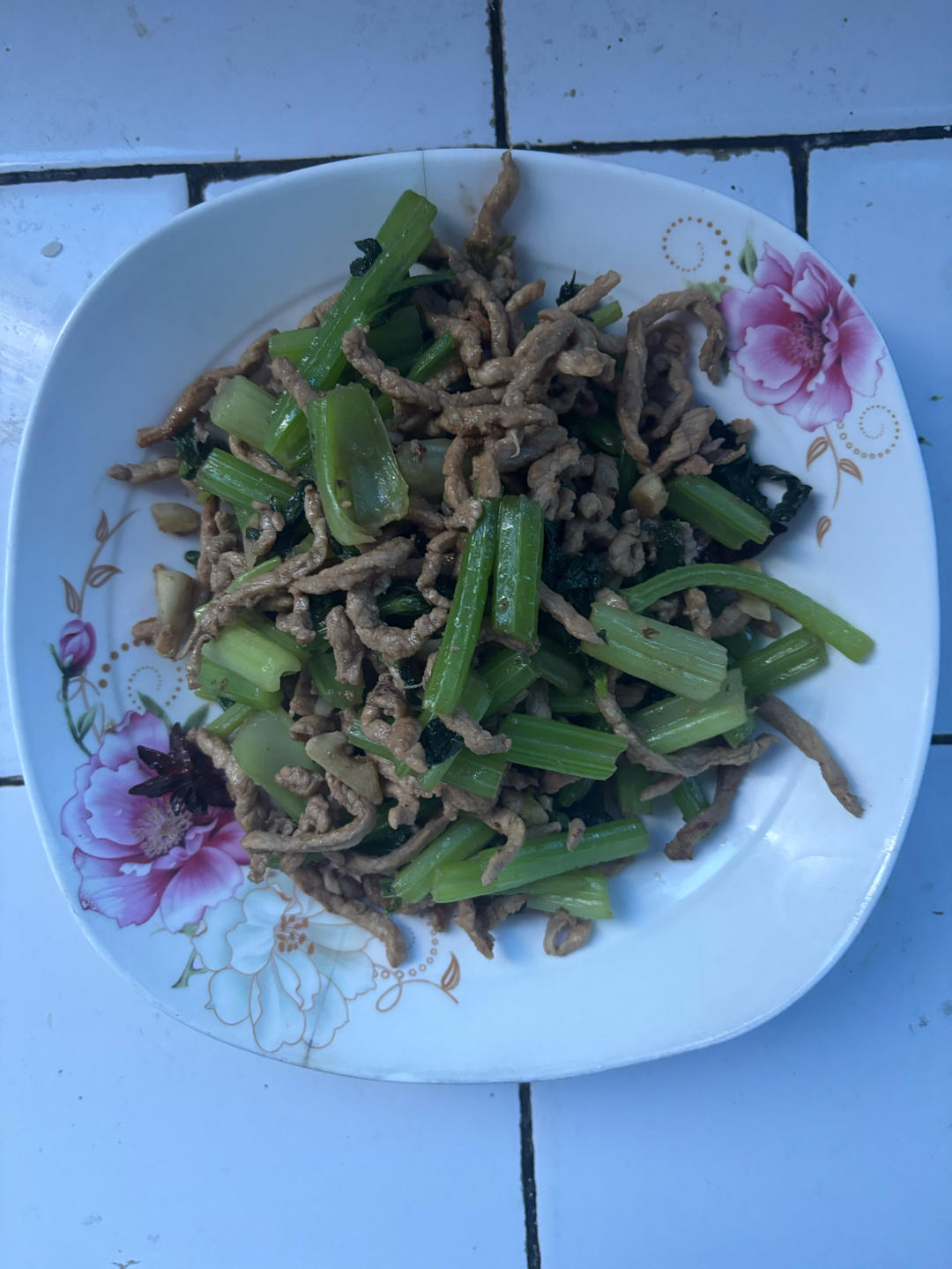 芹菜炒肉丝