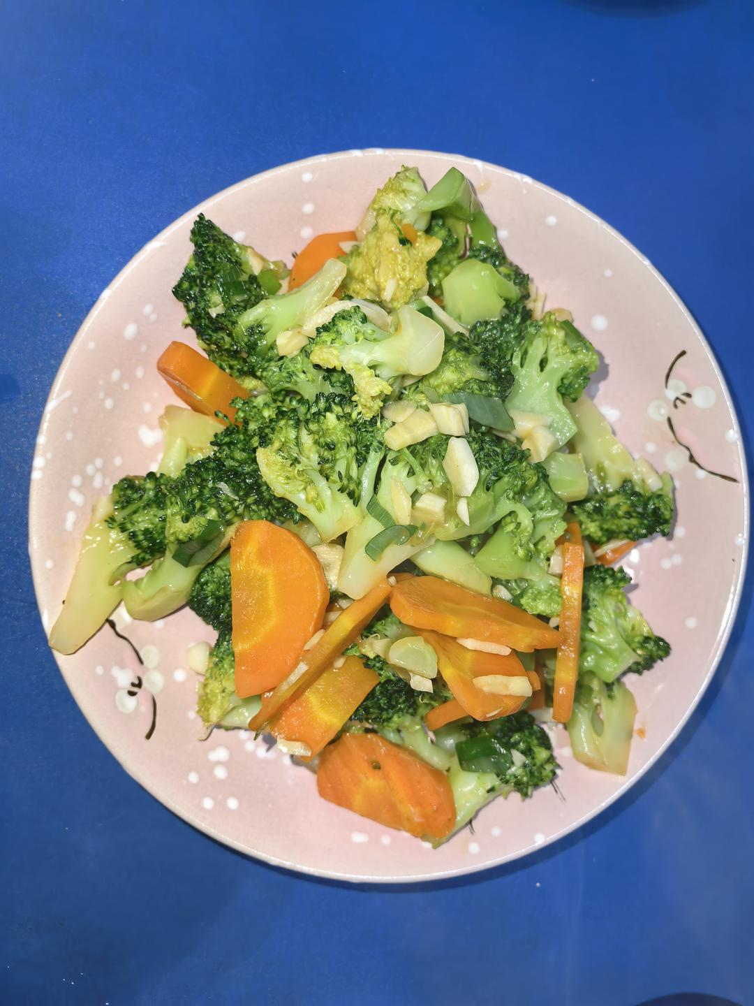 蒜蓉胡萝卜西兰花