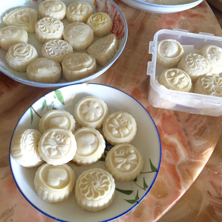 榴莲芝士冰皮月饼