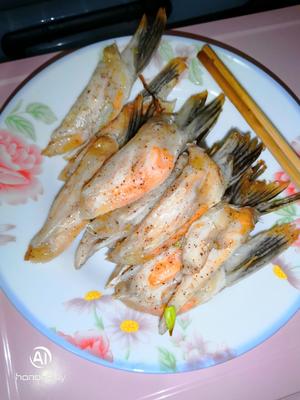 烤三文鱼鱼鳍的做法 步骤3