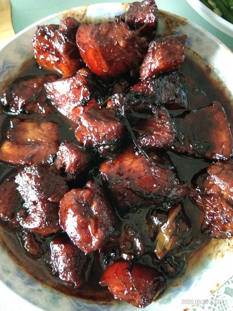 加了鹌鹑蛋后，这盘红烧肉，美味的逆天啦——鹌鹑蛋烧肉（孔瑶食谱）