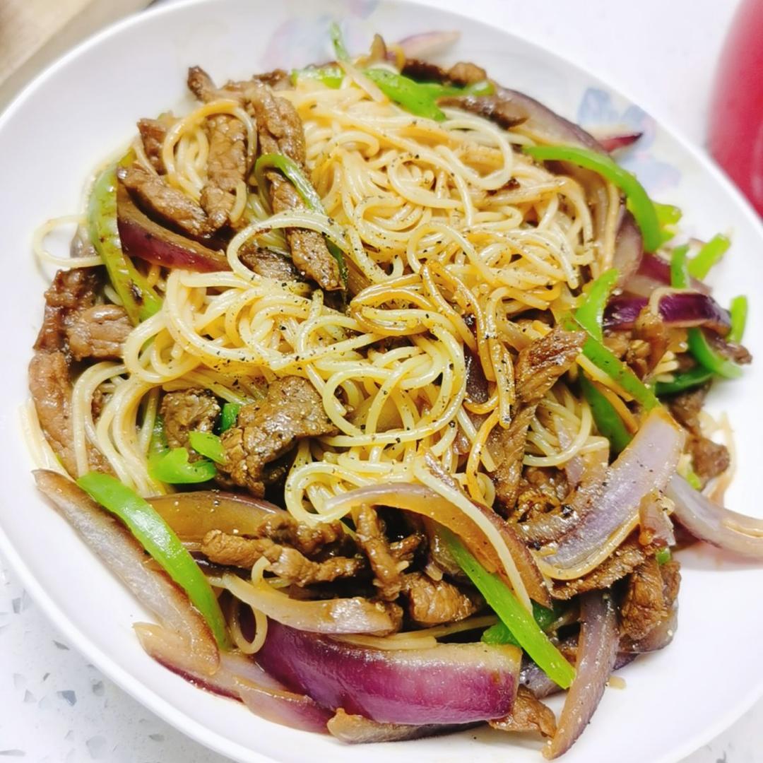 比餐厅好吃的黑椒牛柳意面🍝零失败简单教程
